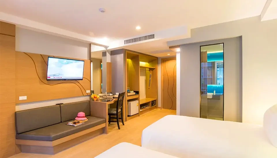 هتل آوا سی ریزورت